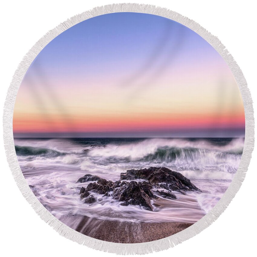 Oregon Coast Round Beach Towel featuring the photograph Wave Action by Russell Pugh