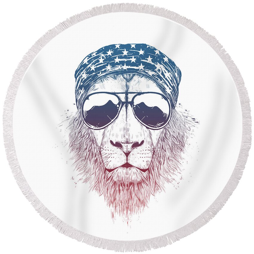 Lion Round Beach Towel featuring the drawing Wild lion II by Balazs Solti