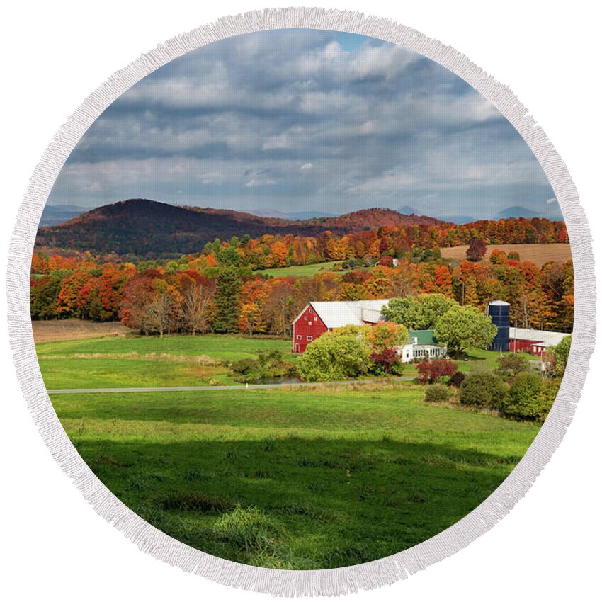 Vermont Round Beach Towel featuring the photograph Willey Farm in Fall by Tim Kirchoff