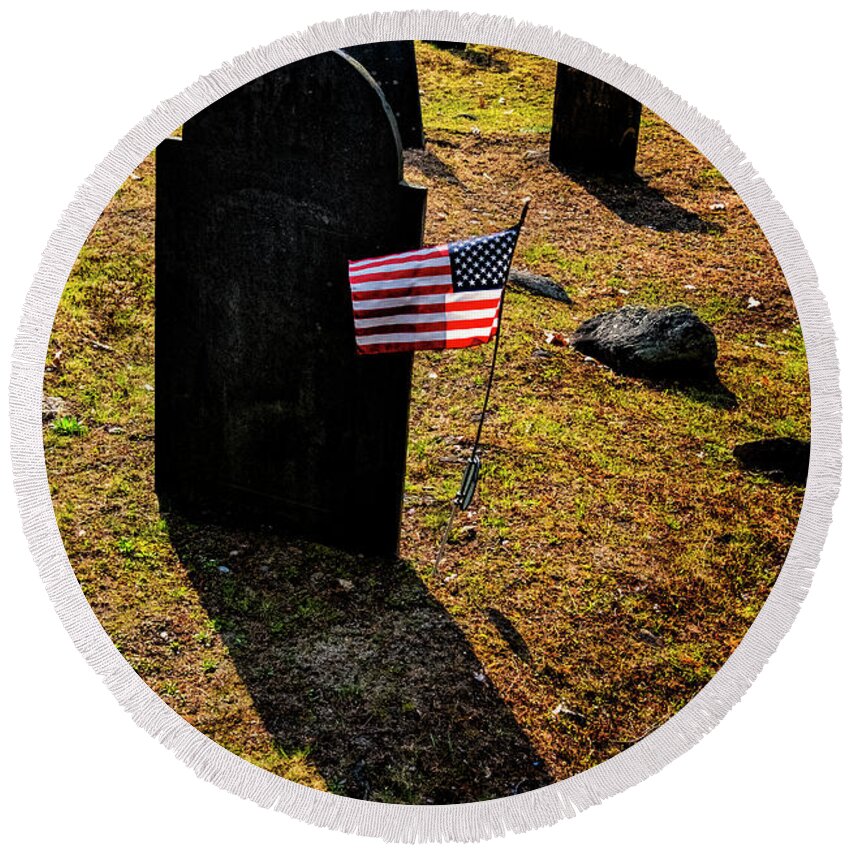 Grafton Vermont Round Beach Towel featuring the photograph Chesterfield Cemetery #2 by Tom Singleton