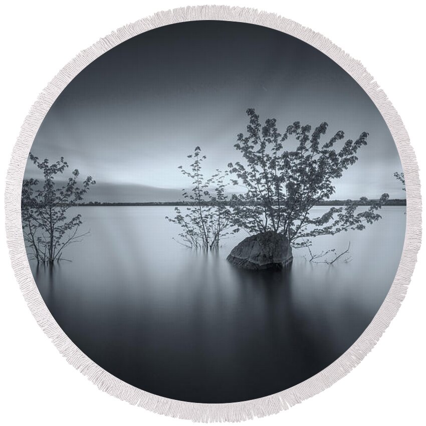 River Round Beach Towel featuring the photograph Ottawa River #1 by Henry w Liu