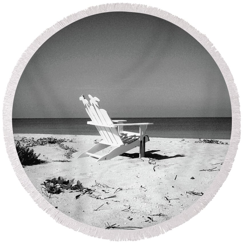 Florida Round Beach Towel featuring the photograph The Life - BW #1 by Chris Andruskiewicz