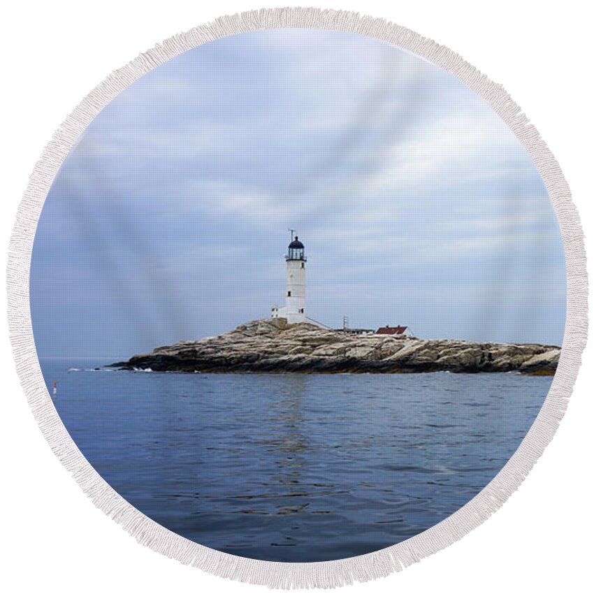 White Island Lighthouse Round Beach Towel featuring the photograph White Island Lighthouse by Deb Bryce