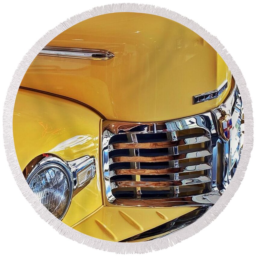 Classic Auto Round Beach Towel featuring the photograph 1947 Lincoln Convertible Grille by Jerry Abbott