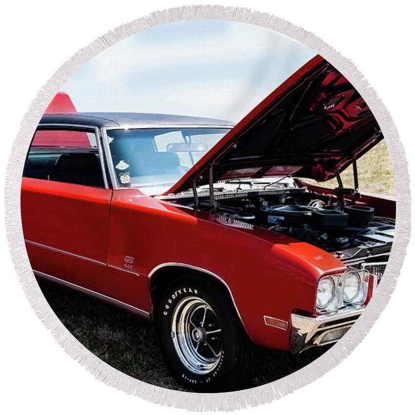1970 Buick Gs 455 Round Beach Towel featuring the photograph 1970 Buick GS 455 -001 by Flees Photos