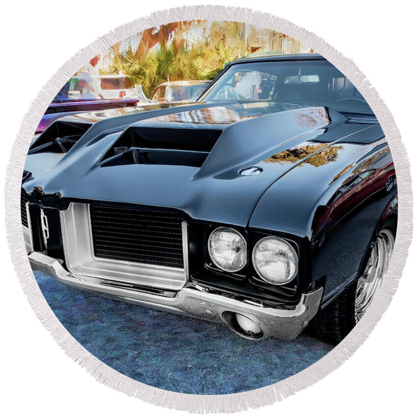 1972 Oldsmobile 442 Round Beach Towel featuring the photograph 1972 Oldsmobile 442 X128 by Rich Franco