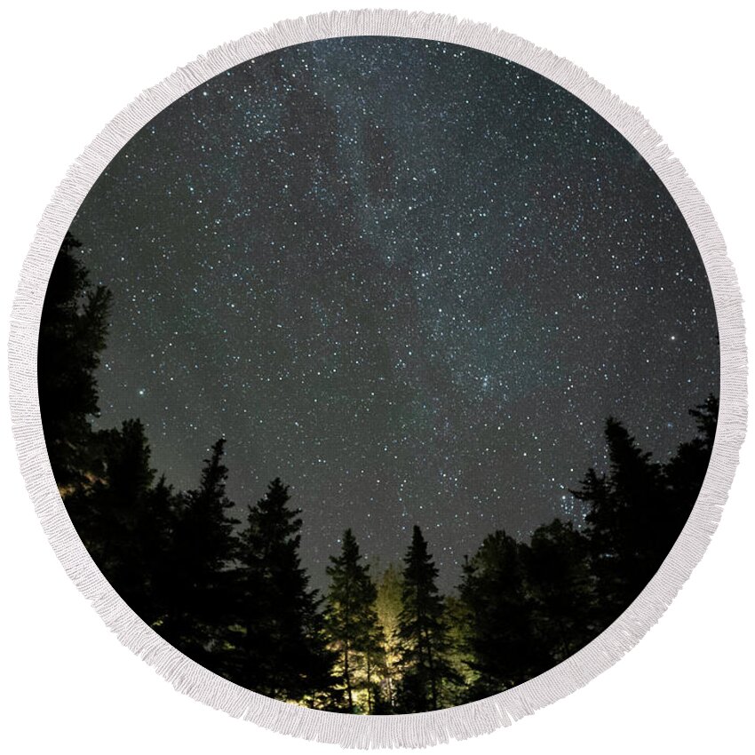 Milky Way Round Beach Towel featuring the photograph Acadia Milky Way Glow by GeeLeesa