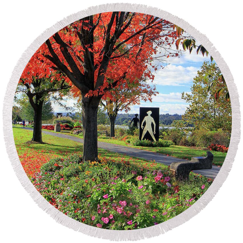 Nature Round Beach Towel featuring the photograph Autumn Canvas by Geoff Crego