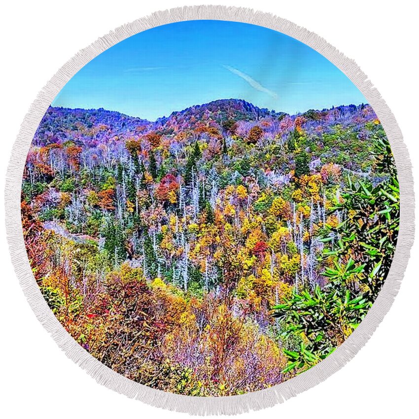 Autumn Round Beach Towel featuring the photograph Autumn Colors by Allen Nice-Webb