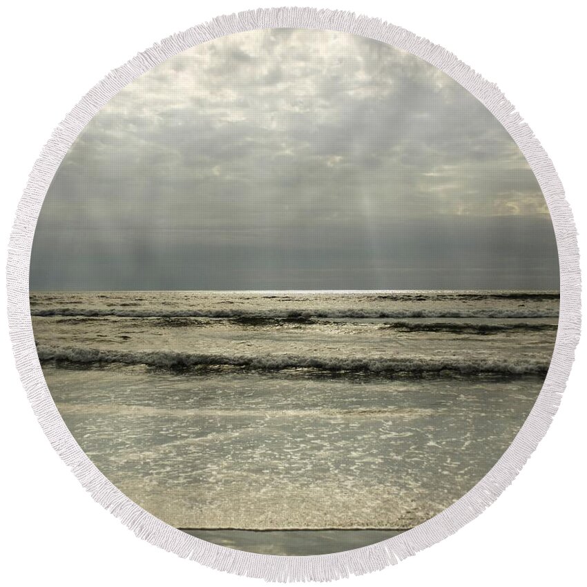 Sunlight Round Beach Towel featuring the photograph Beams of Wonder by Kimberly Furey