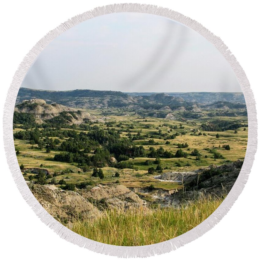 Clay Buttes Round Beach Towel featuring the photograph Between the Buttes by Amanda R Wright