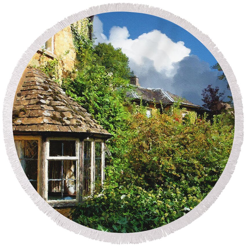 Bourton-on-the-water Round Beach Towel featuring the photograph Bourton Bay Window by Brian Watt