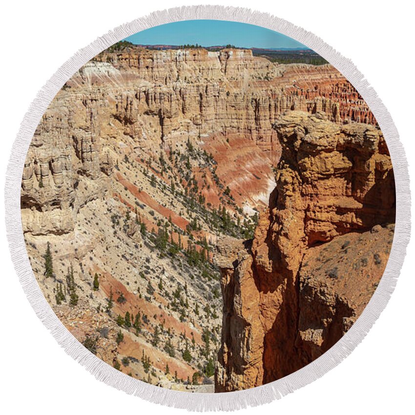 Bryce Round Beach Towel featuring the photograph Canyon Wall by Nicholas McCabe