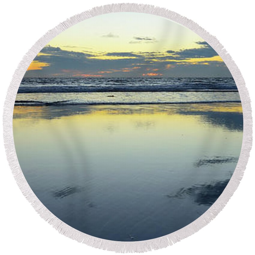 Panoramic Round Beach Towel featuring the photograph Cardiff Sunset by John F Tsumas