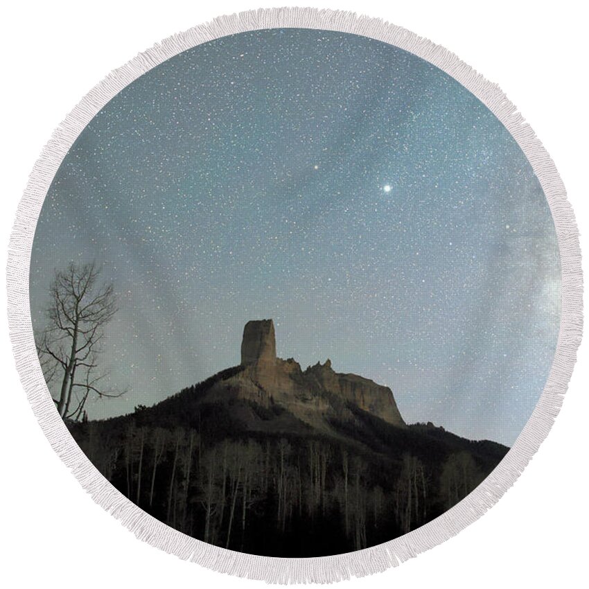 Colorado Round Beach Towel featuring the photograph Chimney Rock by Ivan Franklin