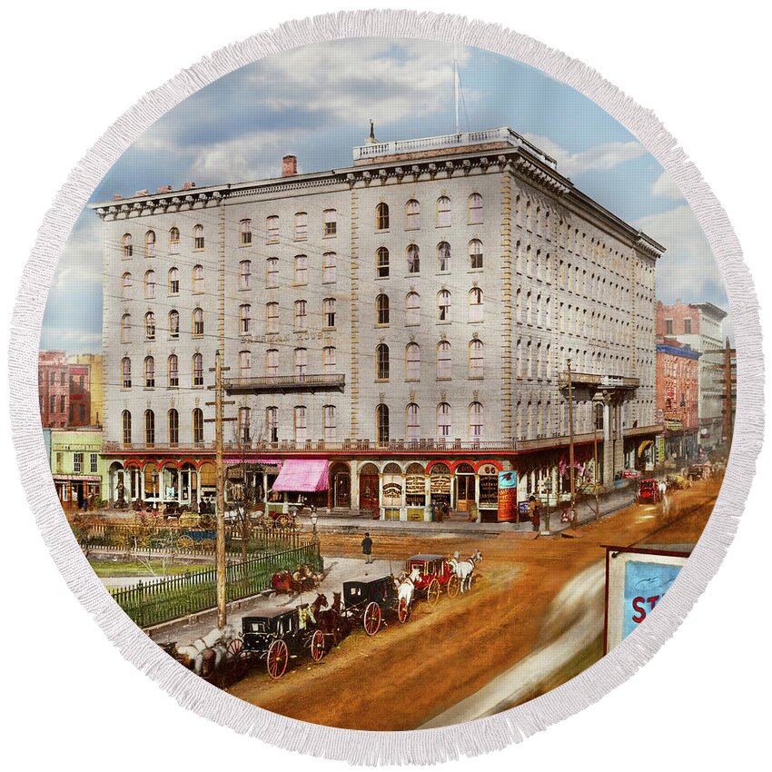 Chicago Round Beach Towel featuring the photograph City - Chicago, IL - The Sherman House II 1868 by Mike Savad