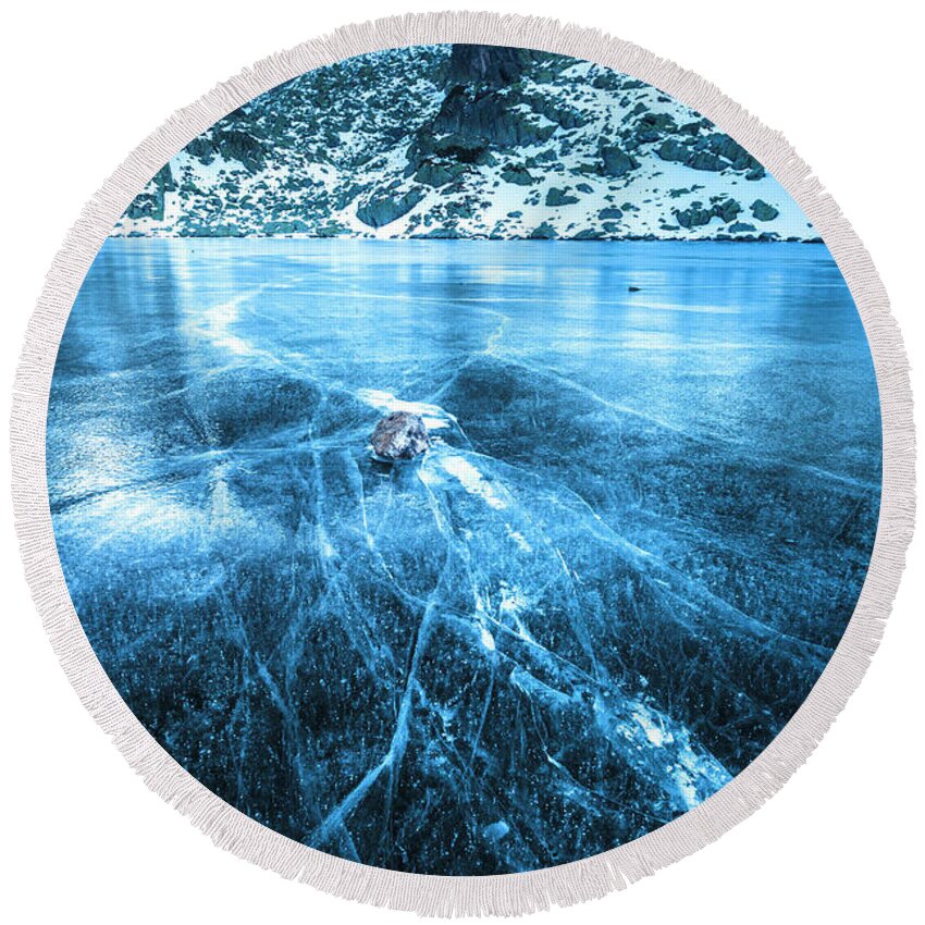 Bulgaria Round Beach Towel featuring the photograph Cracks In the Ice by Evgeni Dinev