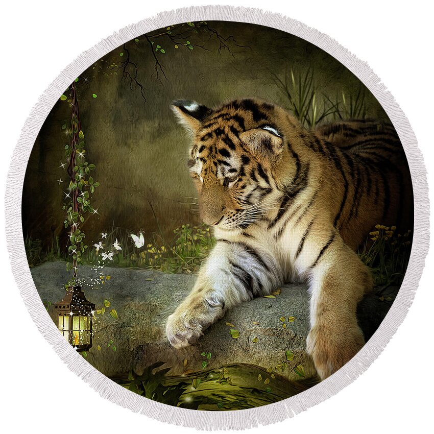 Tiger Round Beach Towel featuring the digital art Curiosity by Maggy Pease