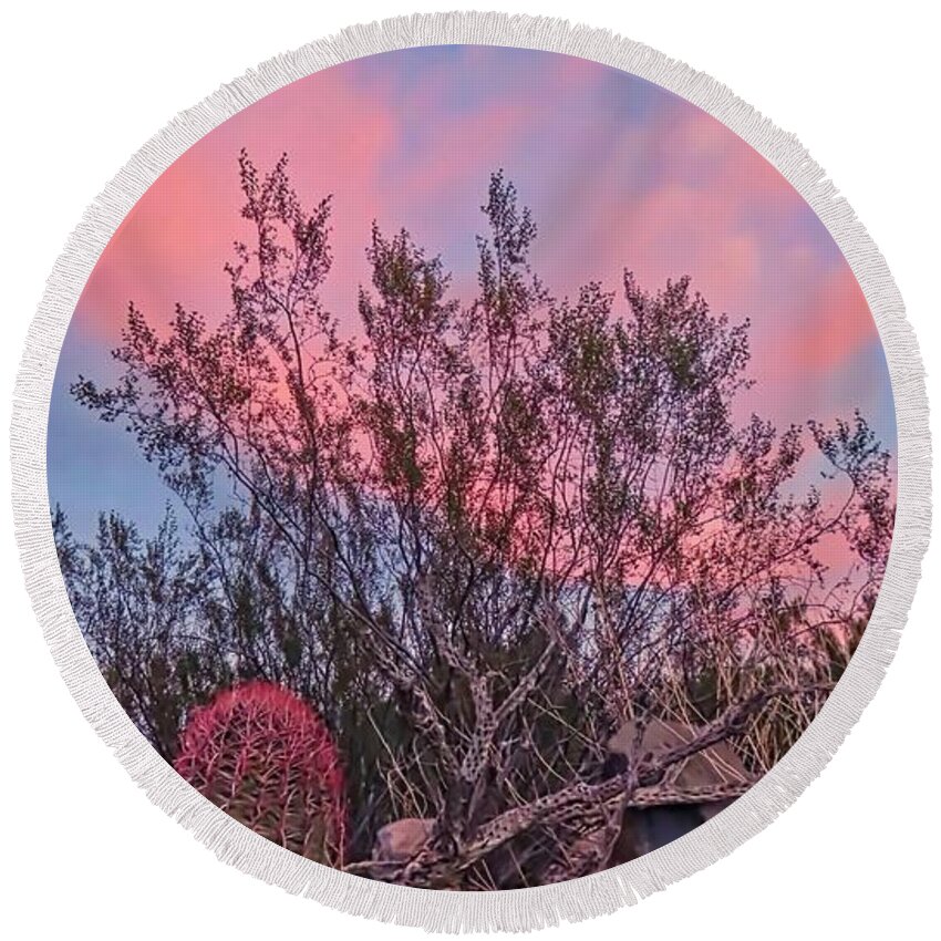 Pink Skies Round Beach Towel featuring the photograph Desert Tranquility by Judy Kennedy