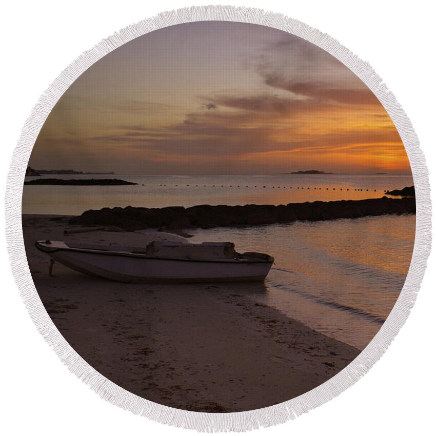 Sunset Art Round Beach Towel featuring the photograph Drifter by Gian Smith