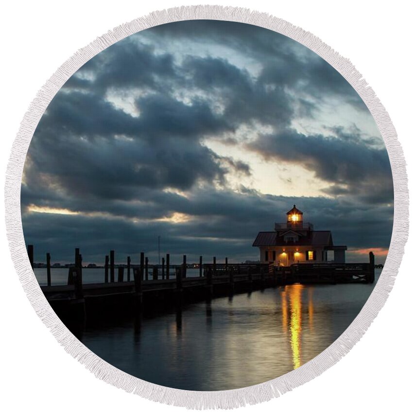 Architecture Round Beach Towel featuring the photograph Early Morning over Roanoke Marshes Lighthouse by Liza Eckardt