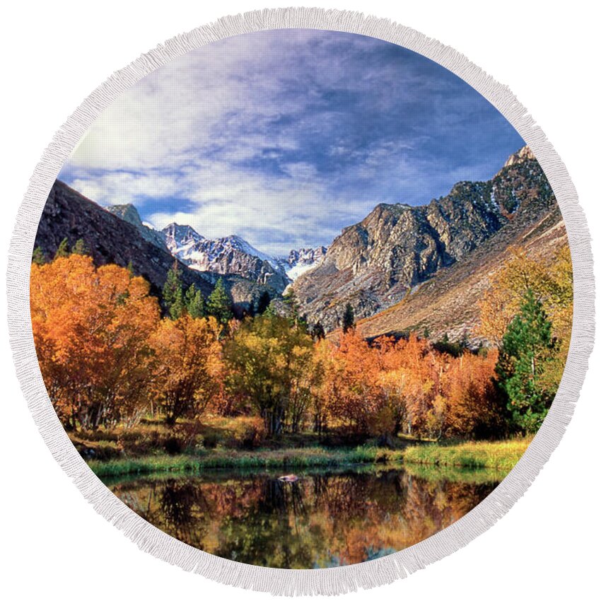 Dave Welling Round Beach Towel featuring the photograph Fall Color Middle Palisades Glacier Eastern Sierras Californ by Dave Welling