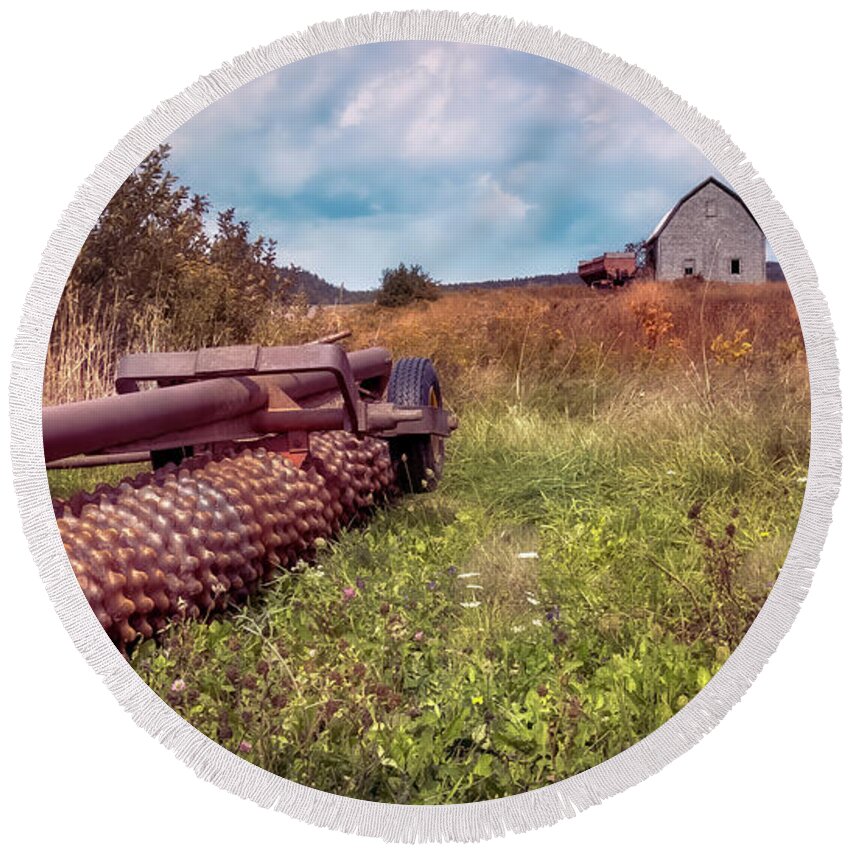 2018 Round Beach Towel featuring the photograph Farm in Blomidon by Ken Morris
