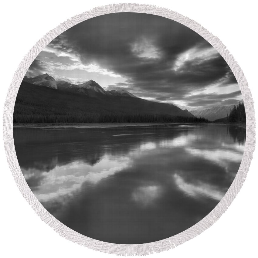 Beauty Creek Round Beach Towel featuring the photograph Fiery Skies Over Beauty Creek Black And White by Adam Jewell