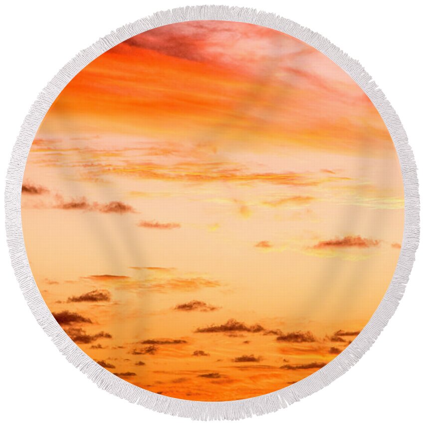 Sunset Round Beach Towel featuring the photograph Fire In The Sky by Randy Bradley