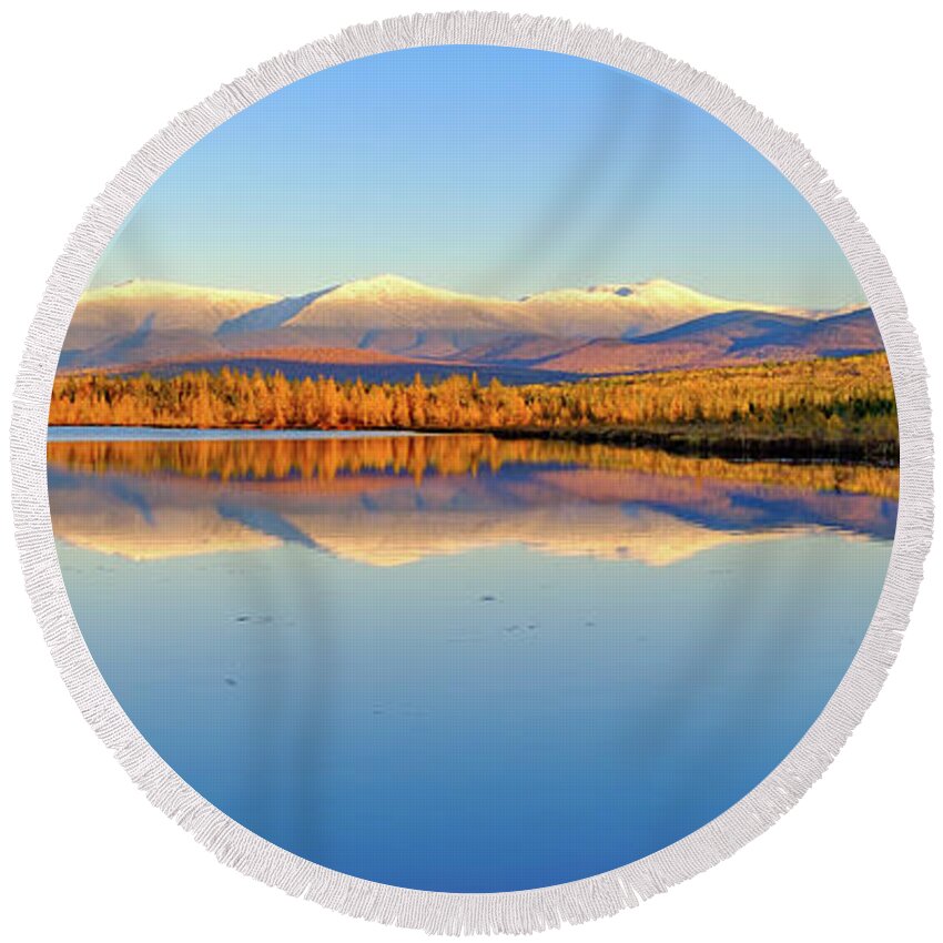 New Hampshire Round Beach Towel featuring the photograph First Snow On the Presidential Range 2 by Jeff Sinon
