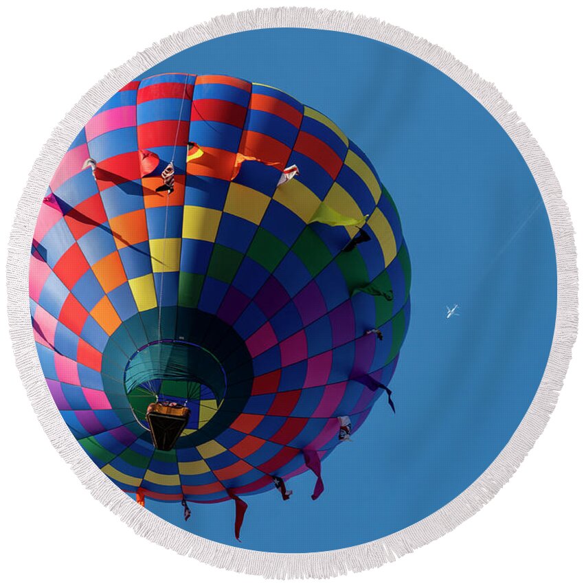 Balloon Round Beach Towel featuring the digital art Fly By by Todd Tucker