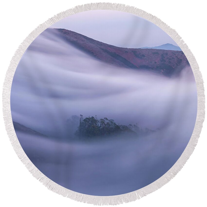 Shoreline Round Beach Towel featuring the photograph Fragile by Jonathan Nguyen