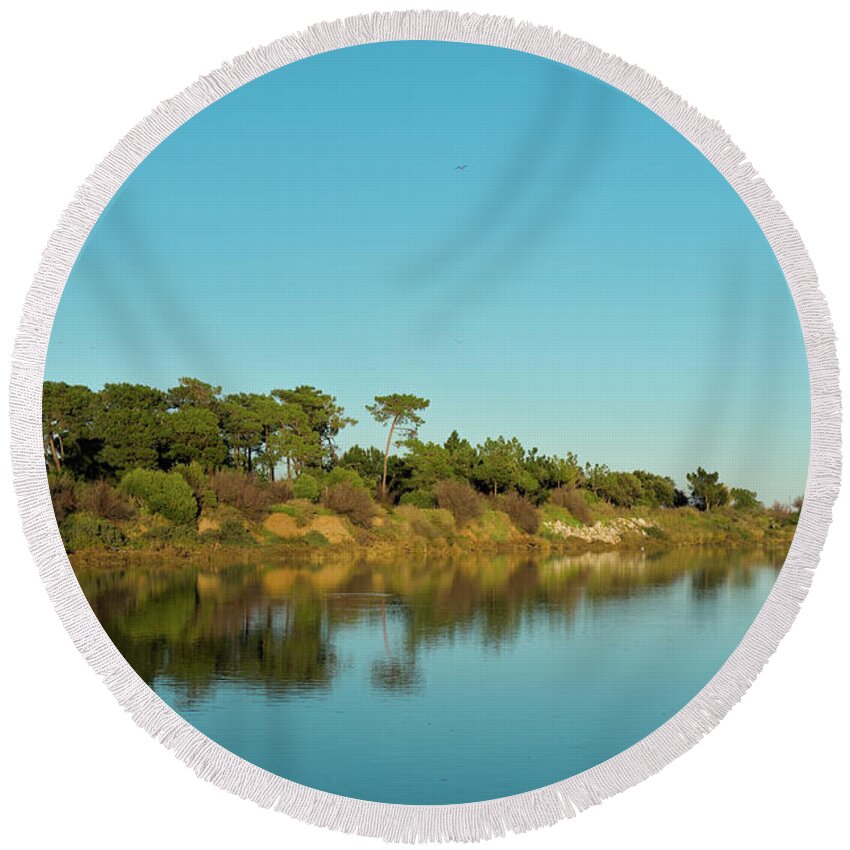 Lake Round Beach Towel featuring the photograph Forests Mirror by Angelo DeVal