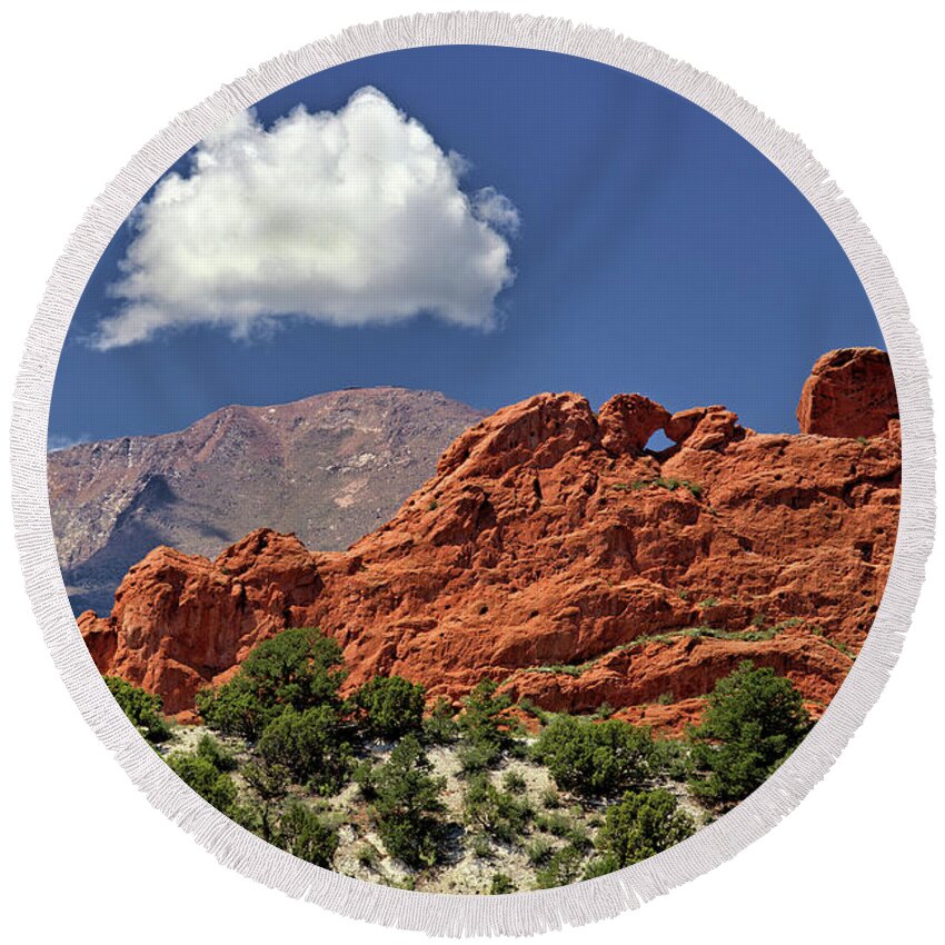 Garden Of The Gods Round Beach Towel featuring the photograph Garden of the Gods and Pikes Peak by Bob Falcone