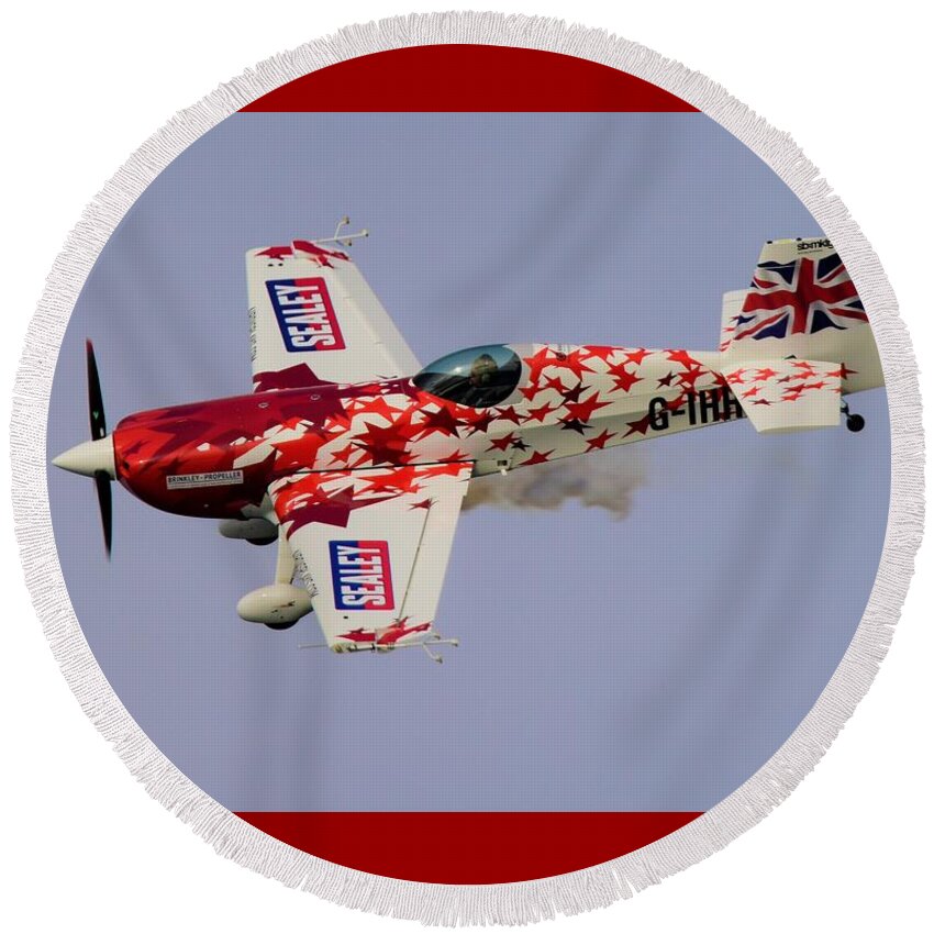 Global Stars Display Team Round Beach Towel featuring the photograph Global Stars Single by Neil R Finlay