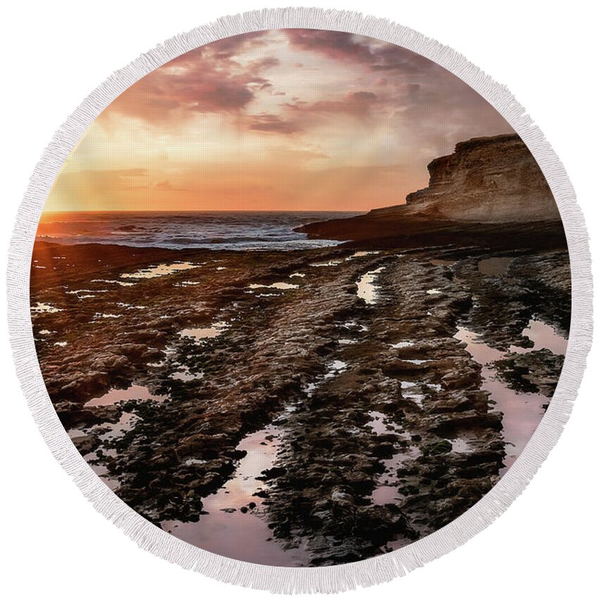 Ocean Round Beach Towel featuring the photograph Golden Rays by Gary Geddes