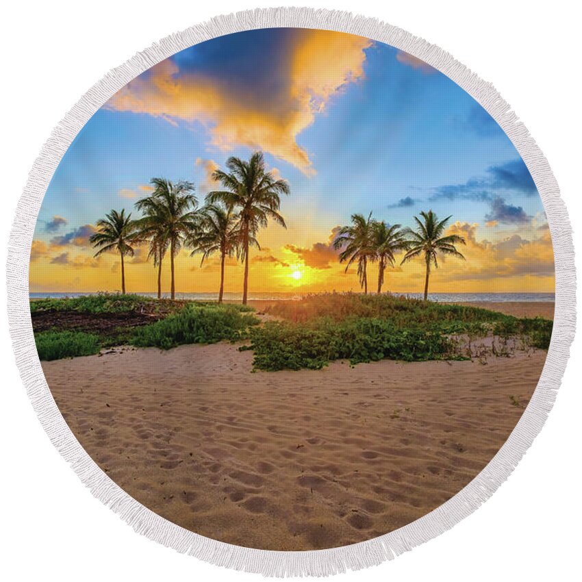 Riviera Beach Round Beach Towel featuring the photograph Golden Sunrise Serenity Captivating Beauty at Riviera Beach Sing by Kim Seng