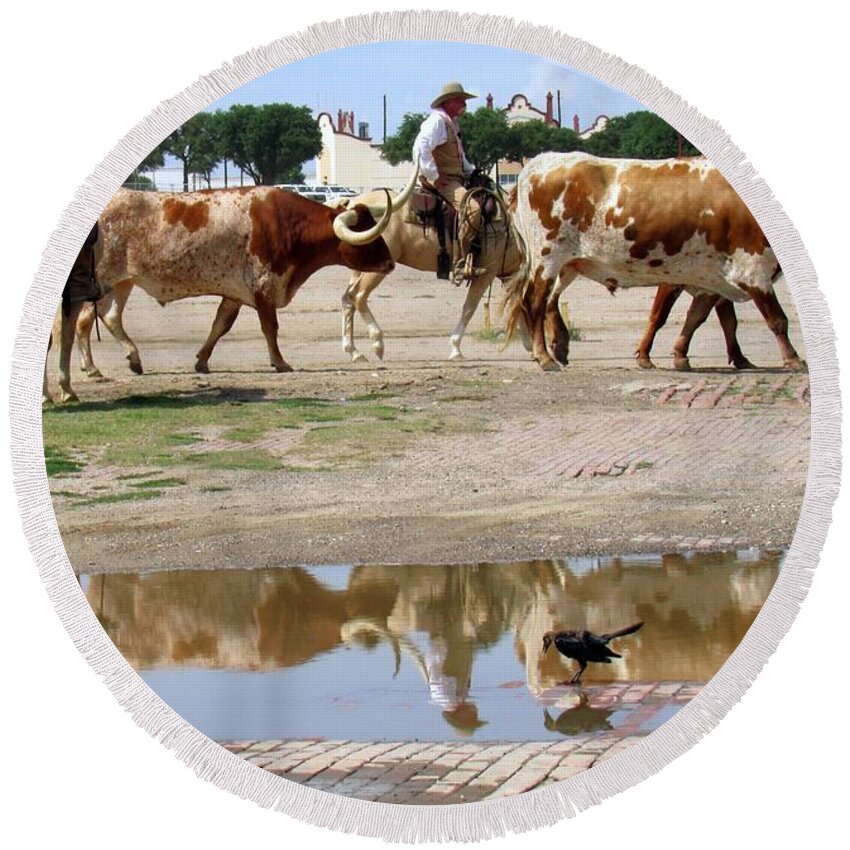 Cowboys Round Beach Towel featuring the photograph Heading To The Avenue 1 by Amy Hosp