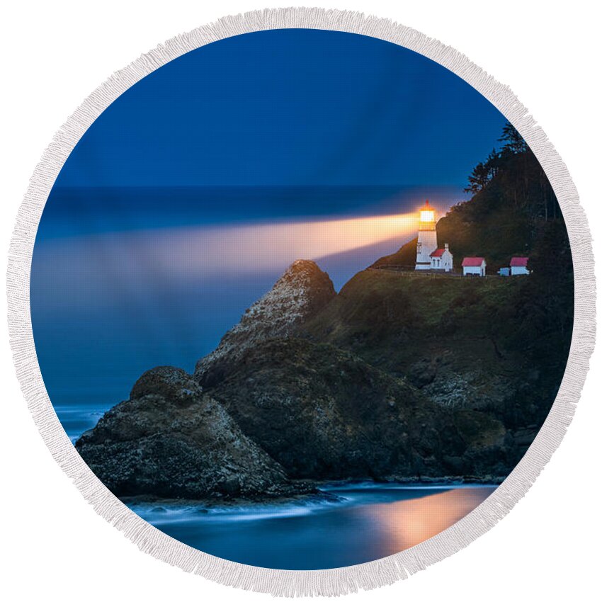 Heceta Head Lighthouse Round Beach Towel featuring the photograph Heceta Head Lighthouse by Peter Boehringer