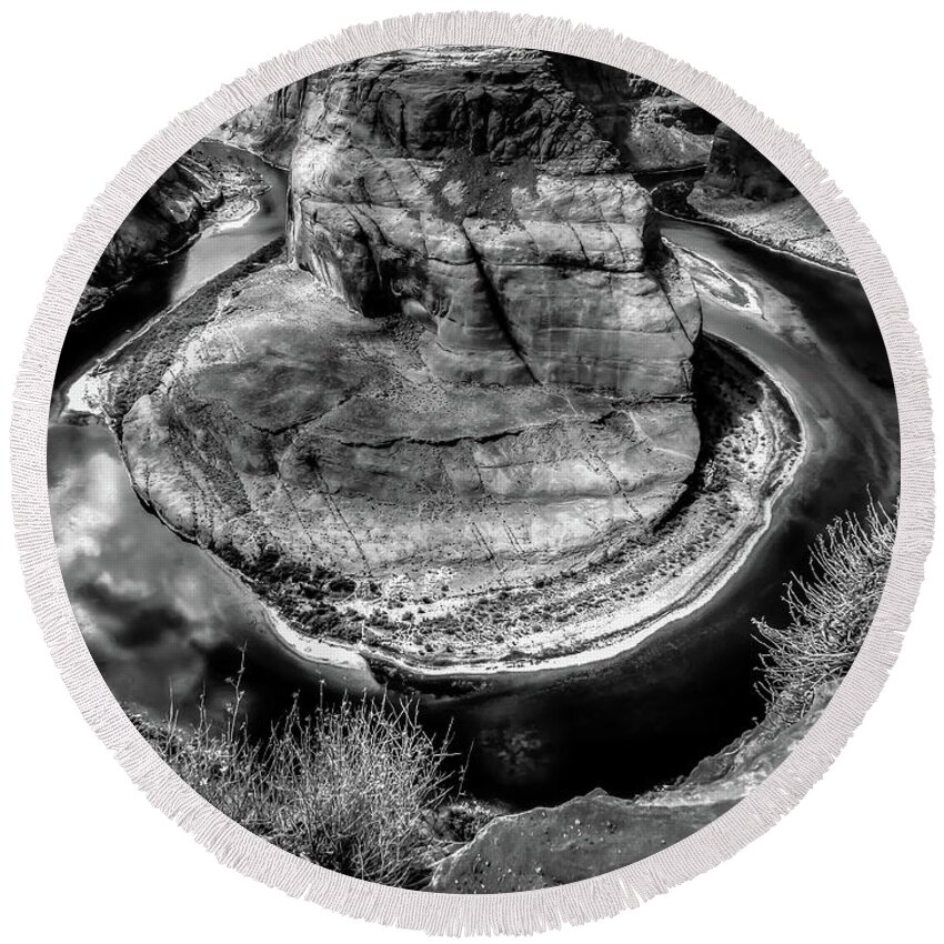 Horse Shoe Bend Round Beach Towel featuring the photograph Horse Shoe Bend BW by Michael Damiani