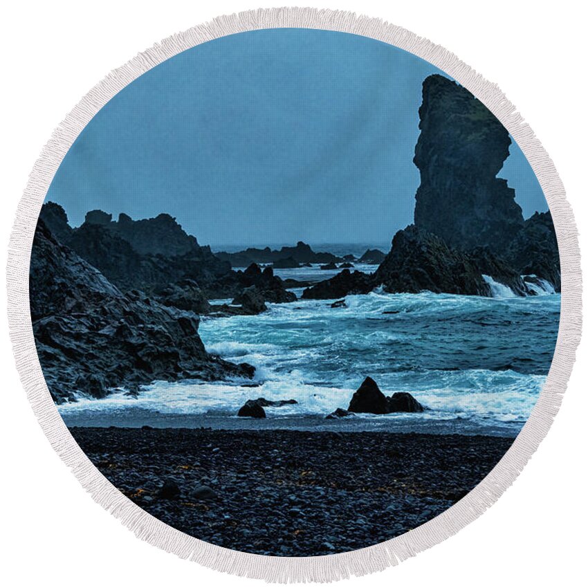 Iceland Round Beach Towel featuring the photograph Iceland Coast by Tom Singleton