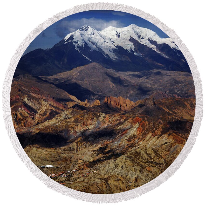 Illimani Round Beach Towel featuring the photograph Illimani by David Little-Smith