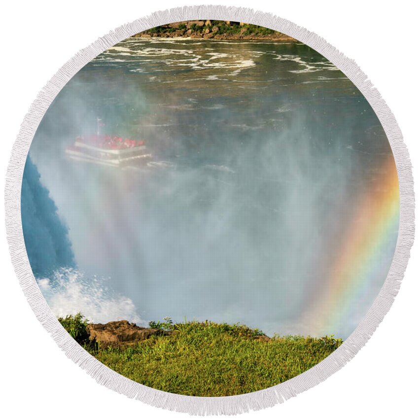 Niagara Falls Round Beach Towel featuring the photograph In the midst and mist by Izet Kapetanovic