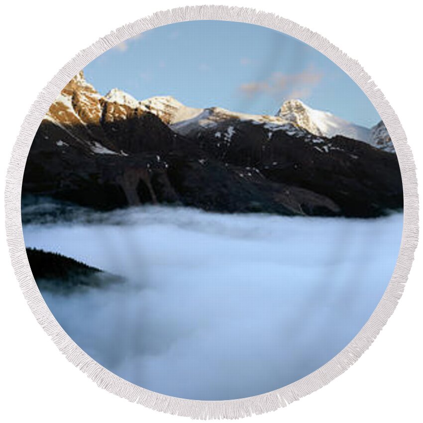 617 Round Beach Towel featuring the photograph Jasper National Park Misty Valley by Sonny Ryse