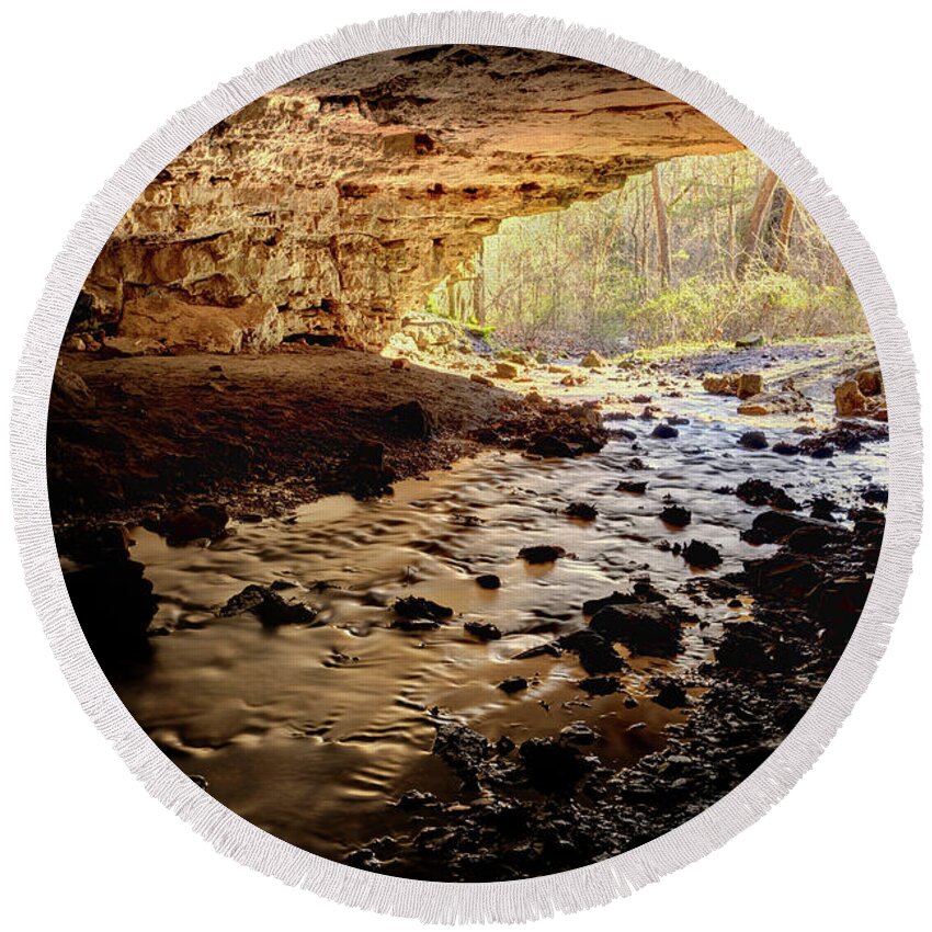 Natural Tunnel Round Beach Towel featuring the photograph Kaintain Hollow Natural Tunnel by Robert Charity