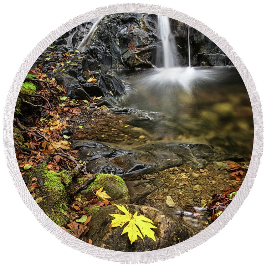 Waterfall Round Beach Towel featuring the photograph Last Bit of Fall by Linda Villers