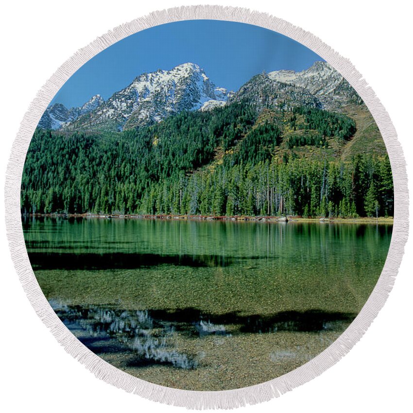 Dave Welling Round Beach Towel featuring the photograph Leigh Lake Grand Tetons National Park Wyoming by Dave Welling