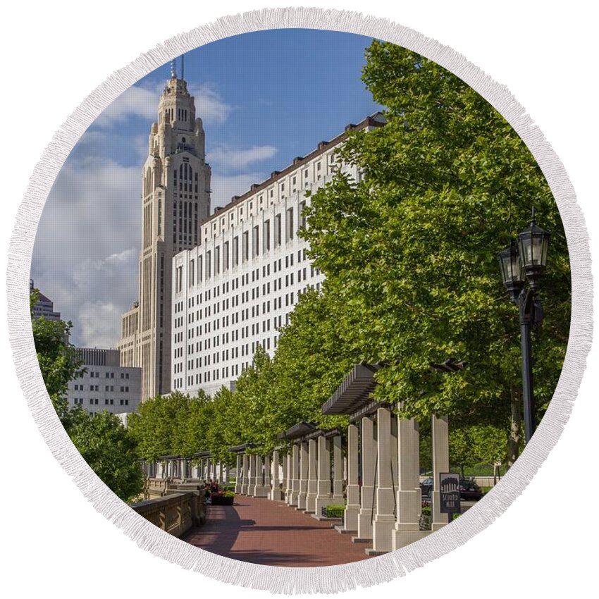 Columbus Round Beach Towel featuring the photograph Leveque Tower by Kevin Craft
