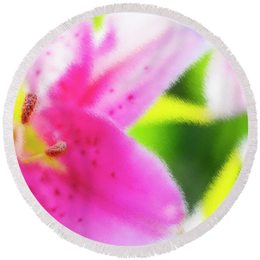 Lilly Round Beach Towel featuring the photograph Lilly 1 by Kathy Paynter