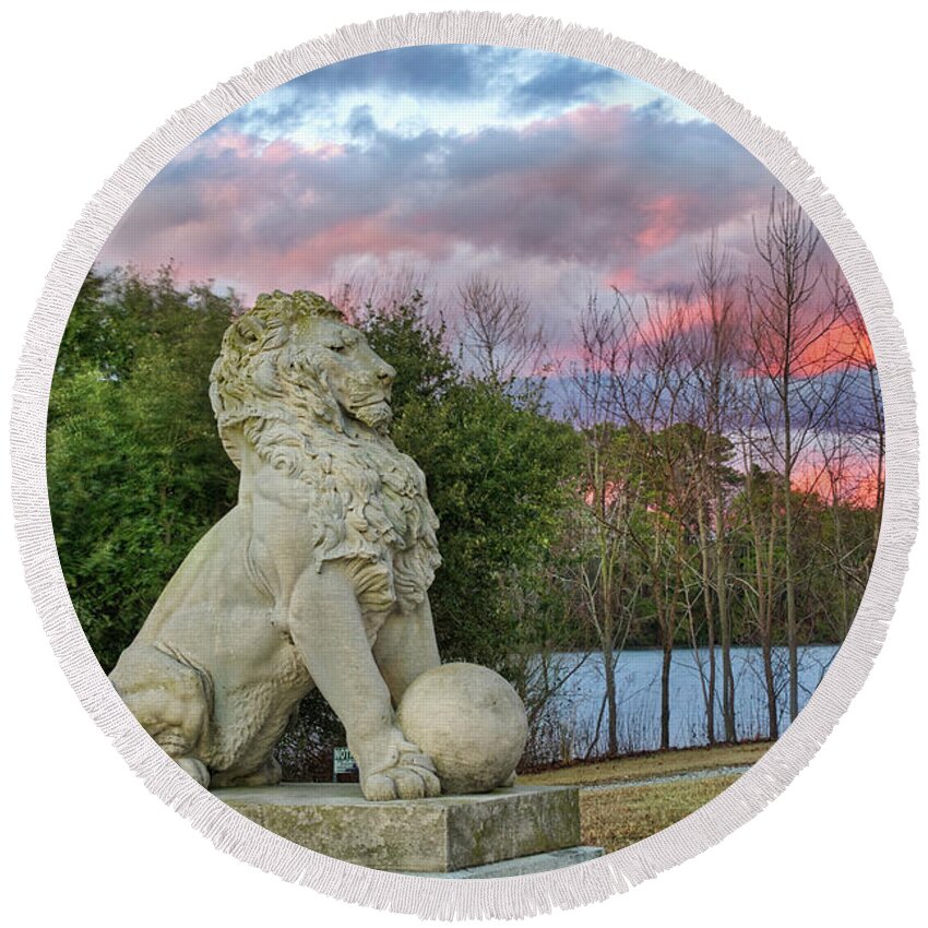 Lions Bridge Lions Round Beach Towel featuring the photograph Lion Pastel Sunset by Jerry Gammon